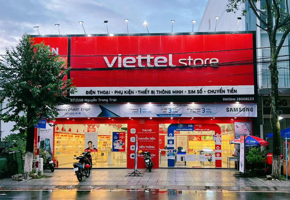 Viettel Store at Nguyen Trung Truc street in Phu Quoc